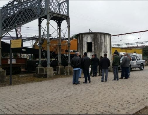 Passarela ferroviária